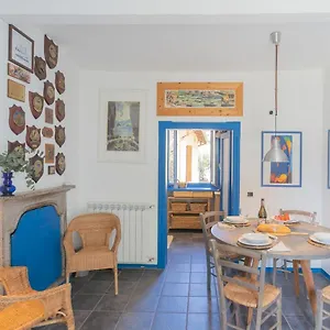  Apartment Deriva On Careno's By Rent